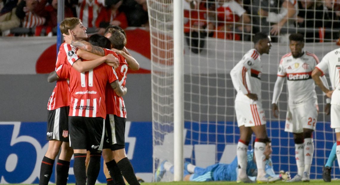 pronóstico Estudiantes vs Corinthians
